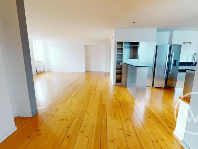 Appartement 6 pièces 166 m²
