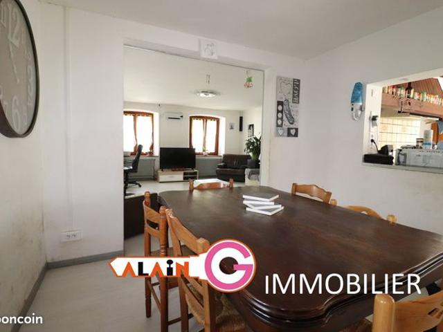 Appartement 6 pièces 167 m²