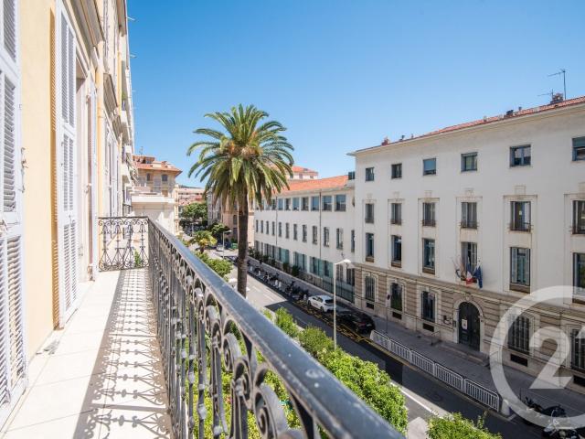 Appartement 6 pièces 167 m²