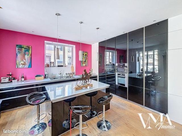 Appartement 6 pièces 168 m²