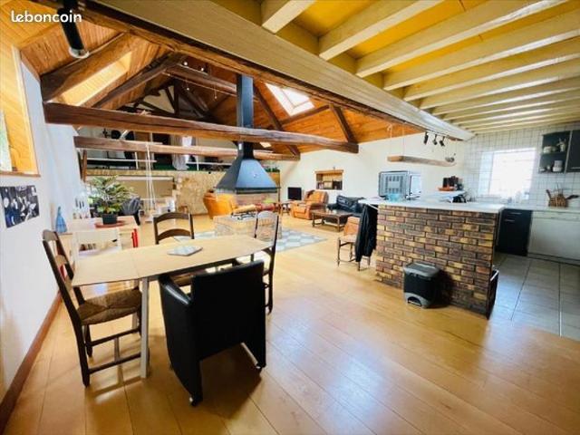 Appartement 6 pièces 168 m²