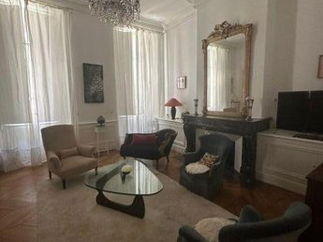 Appartement 5 pièces 168 m²