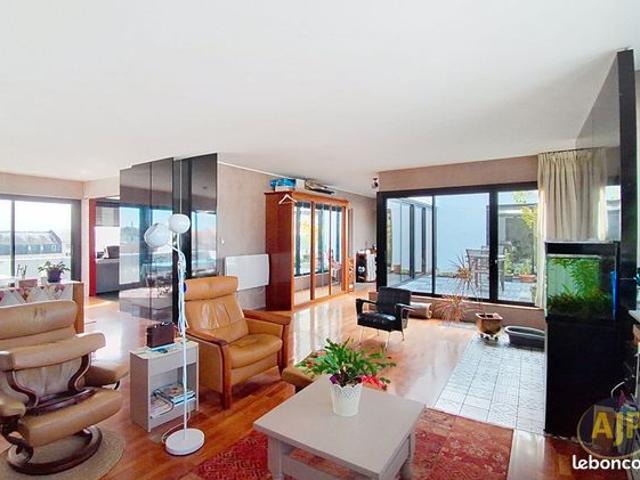 Appartement 6 pièces 168 m²