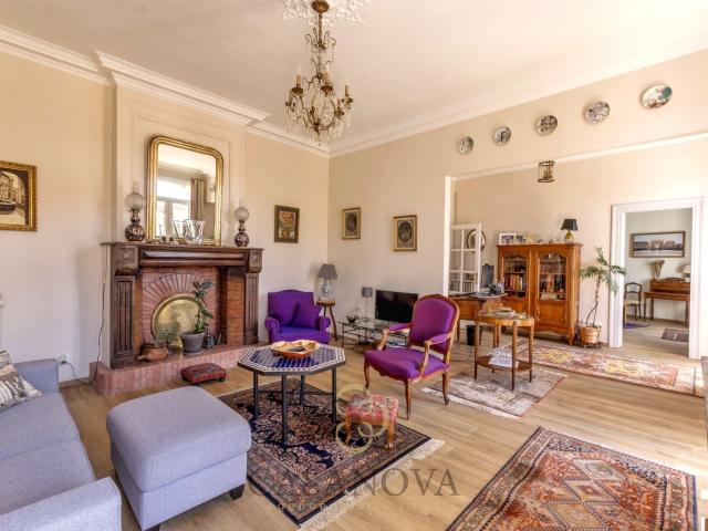 Appartement 6 pièces 168 m²