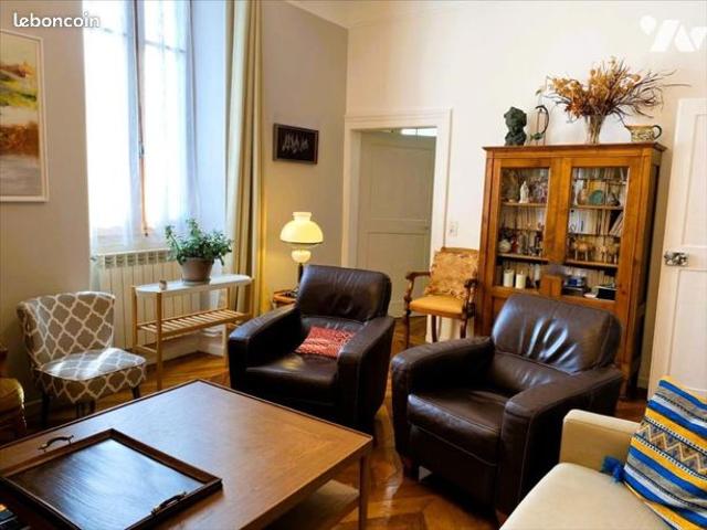 Appartement 6 pièces 170 m²