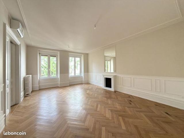 Appartement 6 pièces 170 m²