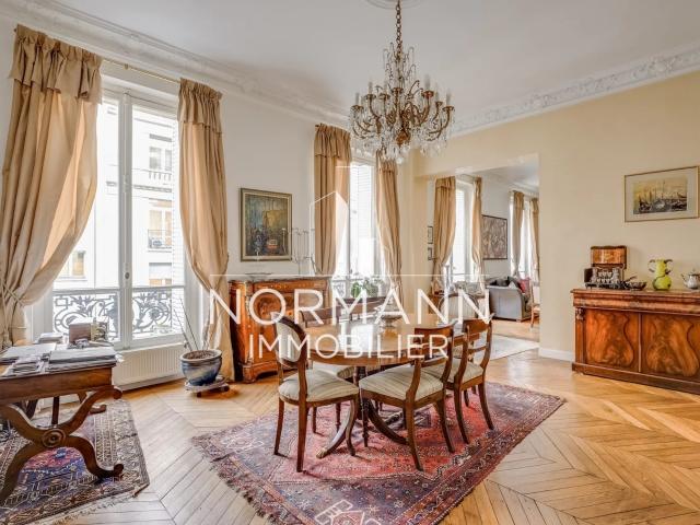 Appartement 6 pièces 170 m²