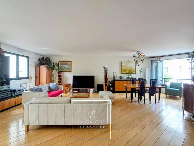 Appartement 6 pièces 170 m²