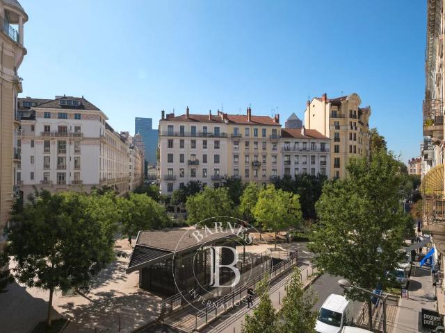 Appartement 6 pièces 170 m²