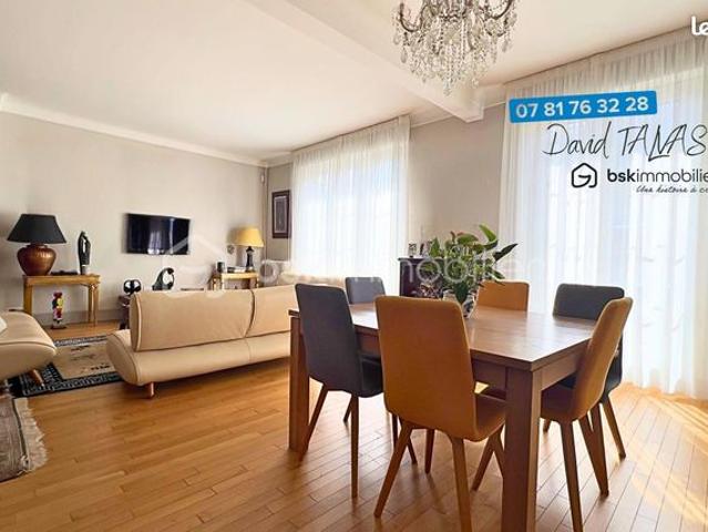 Appartement 6 pièces 172 m²