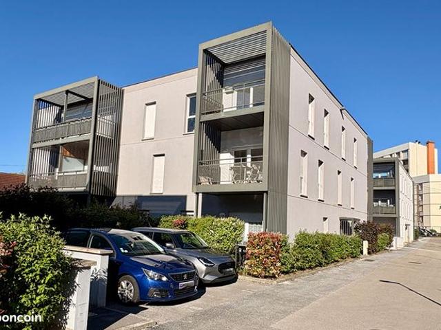 Appartement 6 pièces 173 m²