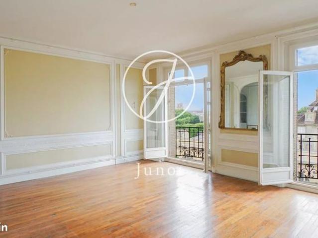 Appartement 6 pièces 175 m²