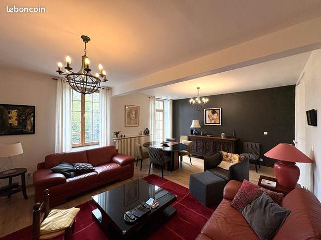Appartement 6 pièces 175 m²