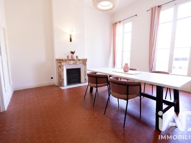 Appartement 6 pièces 176 m²