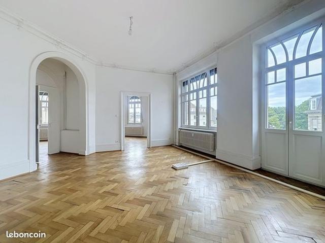 Appartement 6 pièces 176 m²