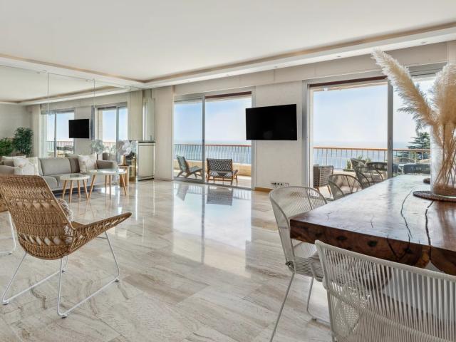 Appartement 6 pièces 177 m²