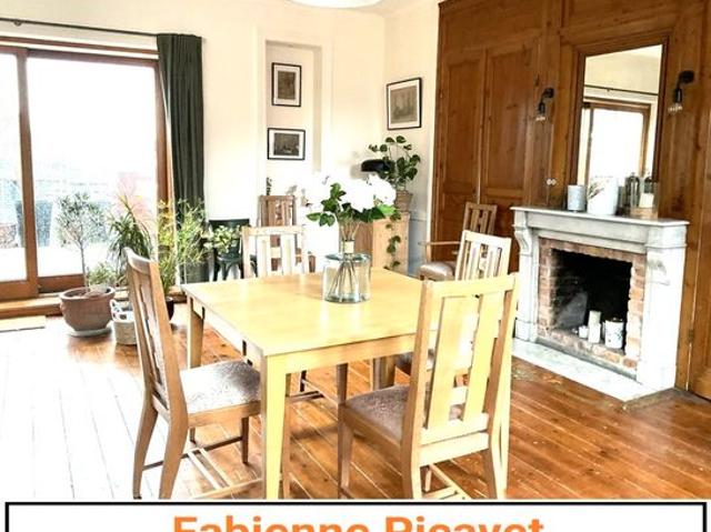 Appartement 6 pièces 177 m²