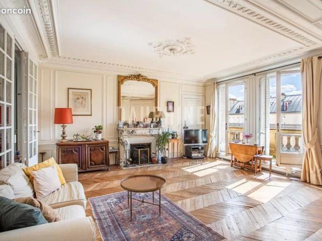 Appartement 6 pièces 177 m²
