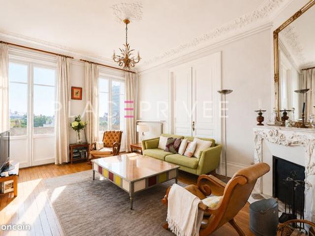 Appartement 6 pièces 177 m²