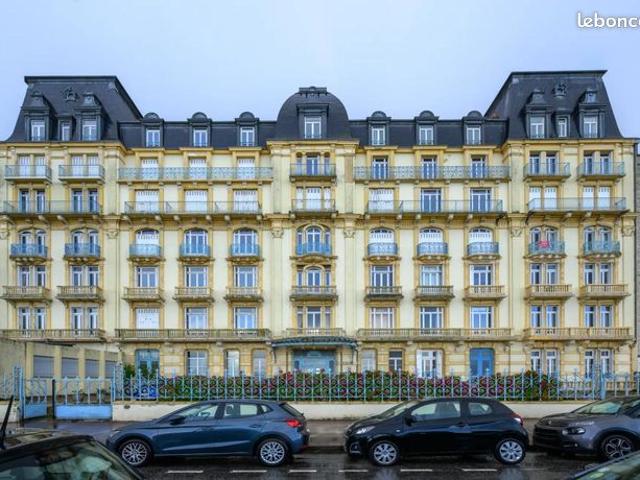 Appartement 6 pièces 177 m²