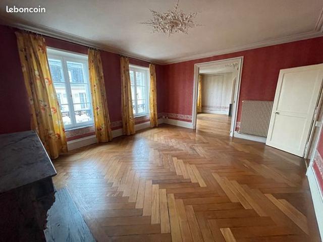 Appartement 6 pièces 178 m²