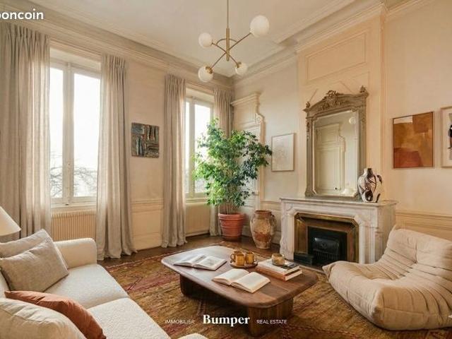 Appartement 6 pièces 179 m²
