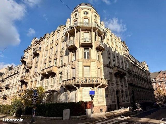Appartement 6 pièces 180 m²