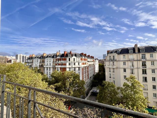 Appartement 6 pièces 180 m²