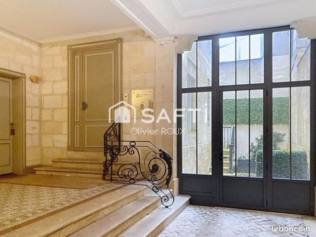 Appartement 6 pièces 180 m²