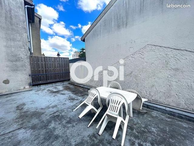 Appartement 6 pièces 180 m²
