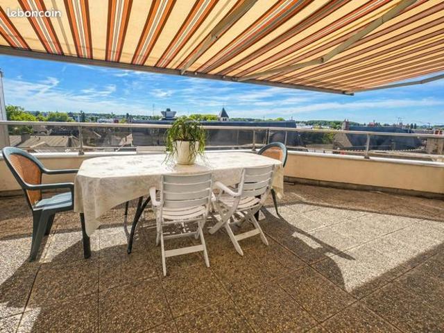 Appartement 6 pièces 181 m²