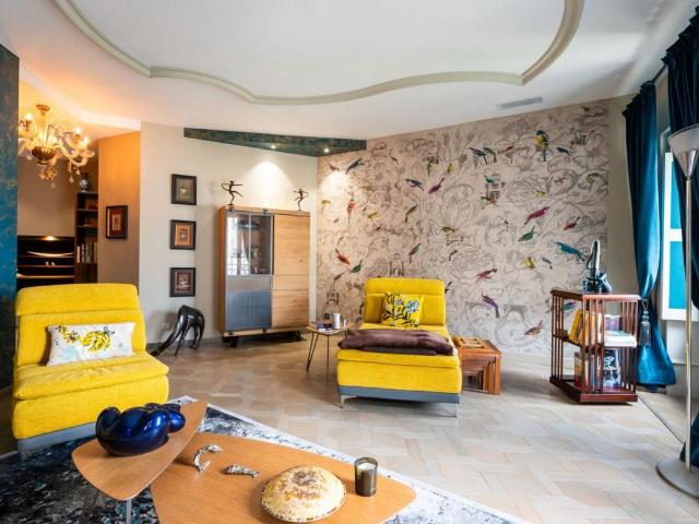 Appartement 6 pièces 182 m²
