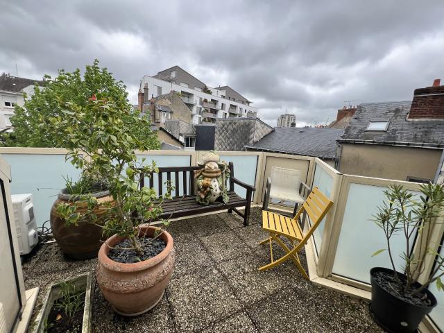 Appartement 6 pièces 182 m²