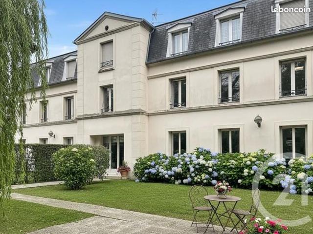Appartement 6 pièces 184 m²