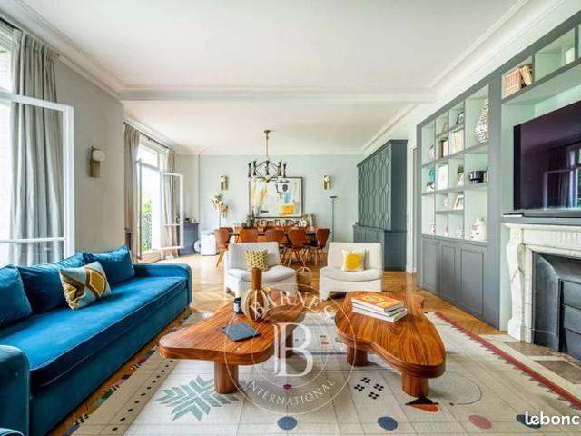 Appartement 6 pièces 185 m²