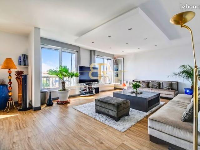 Appartement 6 pièces 187 m²