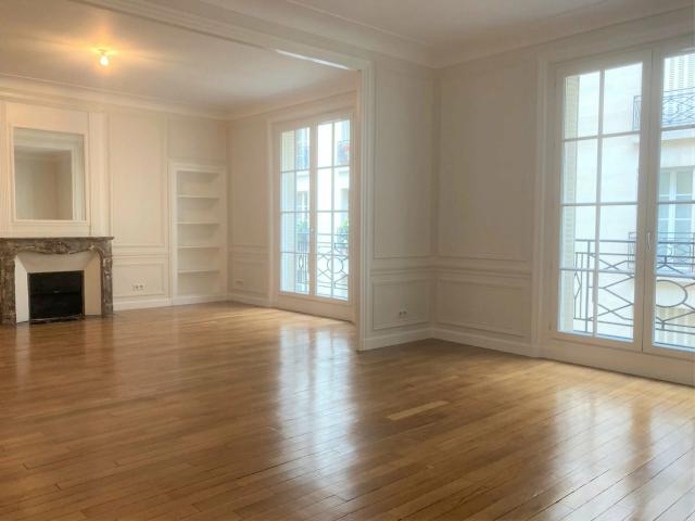 Appartement 6 pièces 188 m²