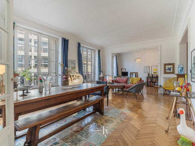 Appartement 6 pièces 188 m²