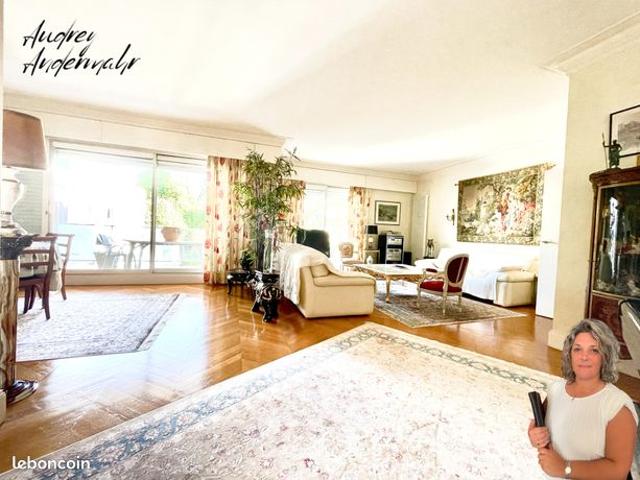 Appartement 6 pièces 188 m²