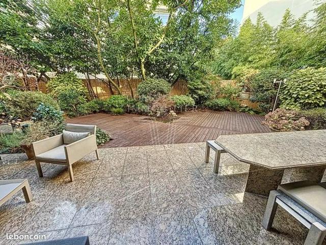 Appartement 6 pièces 189 m²