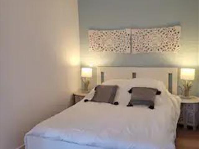 Appartement 6 pièces, 189 m² à louer à Cassis 13260