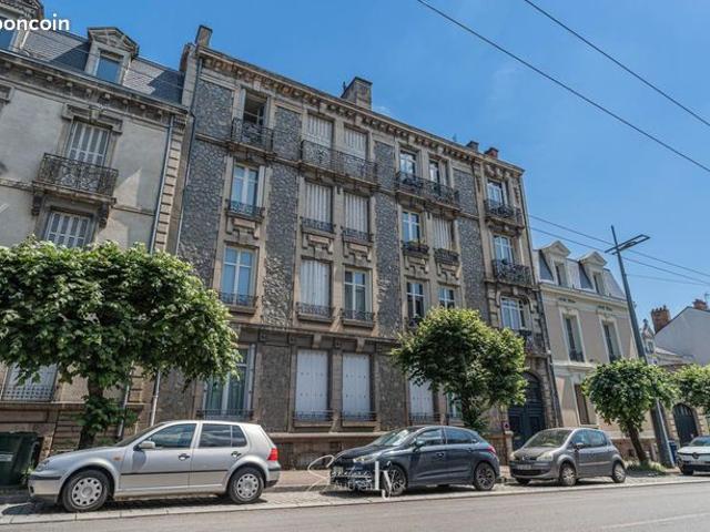 Appartement 6 pièces 190 m²