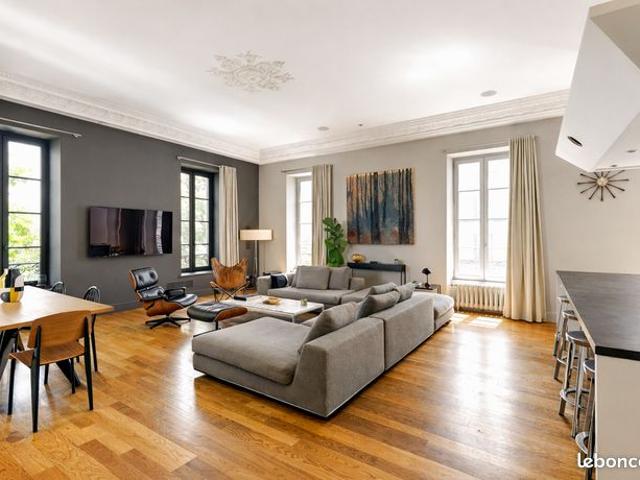 Appartement 6 pièces 190 m²
