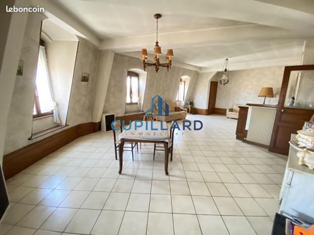 Appartement 6 pièces 191 m²