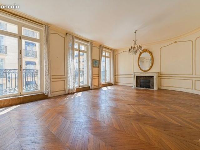 Appartement 6 pièces 192 m²