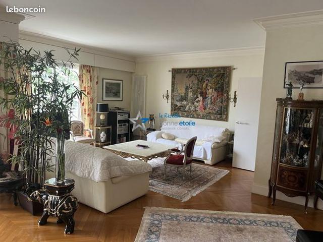 Appartement 6 pièces 192 m²
