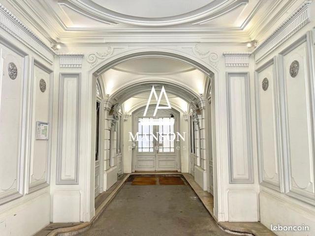Appartement 6 pièces 194 m²