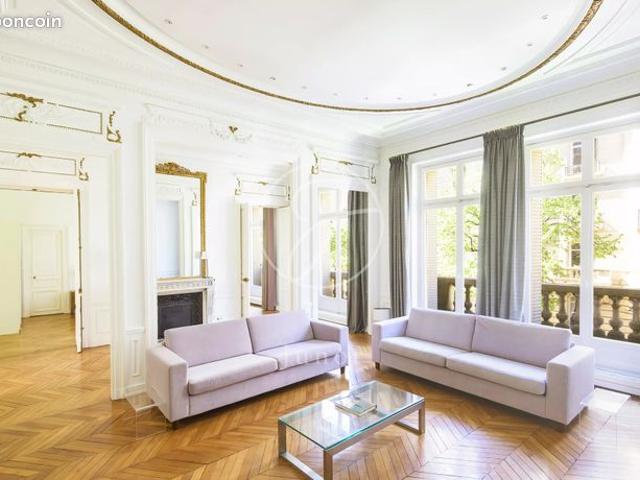Appartement 6 pièces 195 m²