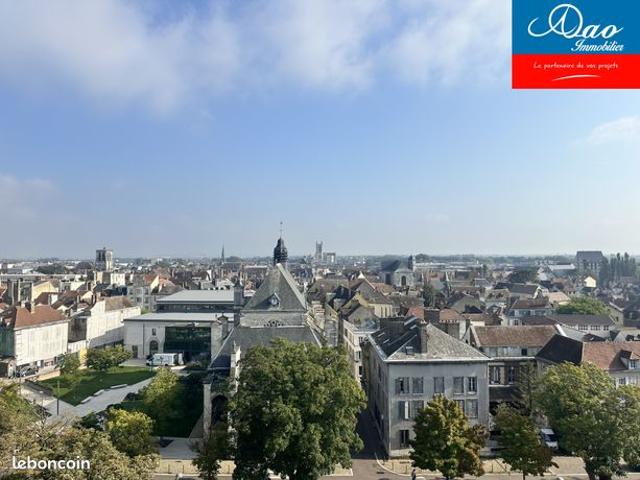 Appartement 6 pièces 195 m²
