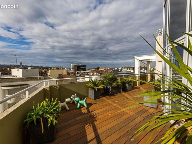 Appartement 6 pièces 195 m²
